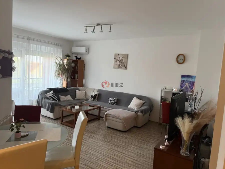 eladó újszerű téglalakás, Budapest, XIV. kerület eladó újszerű téglalakás, Budapest, XIV. kerület