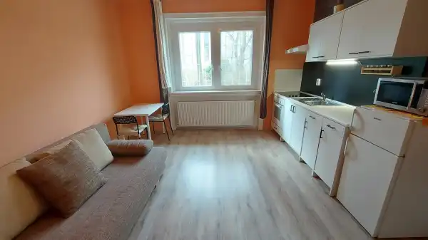 Kiadó téglalakás, Budapest, XIV. kerület 1+1 szoba 37 m² 180 E Ft/hó